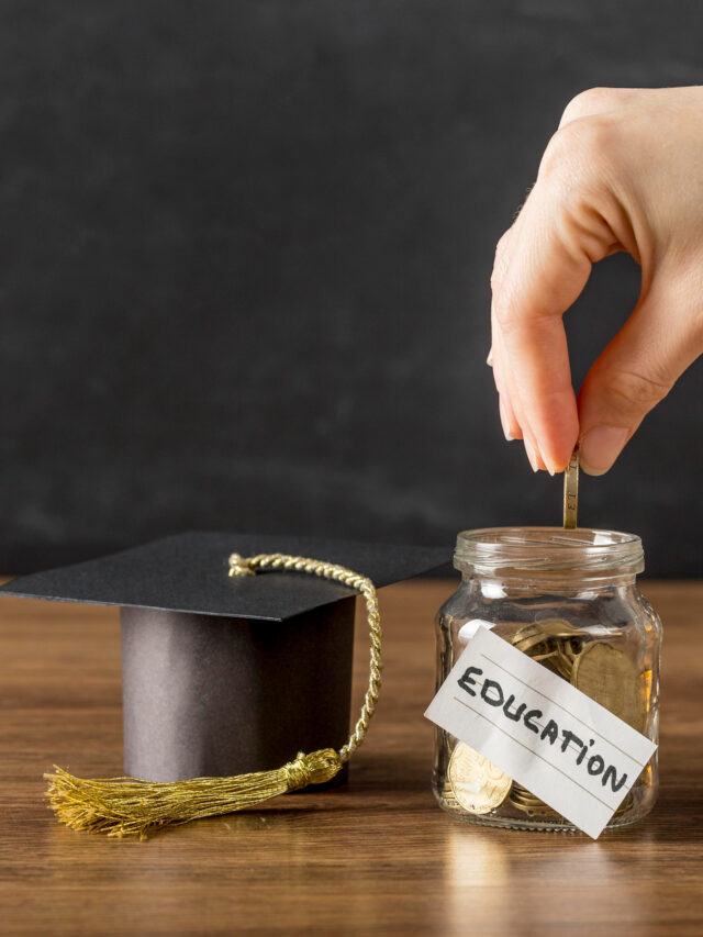 college-funds-graduation-cap-arrangement