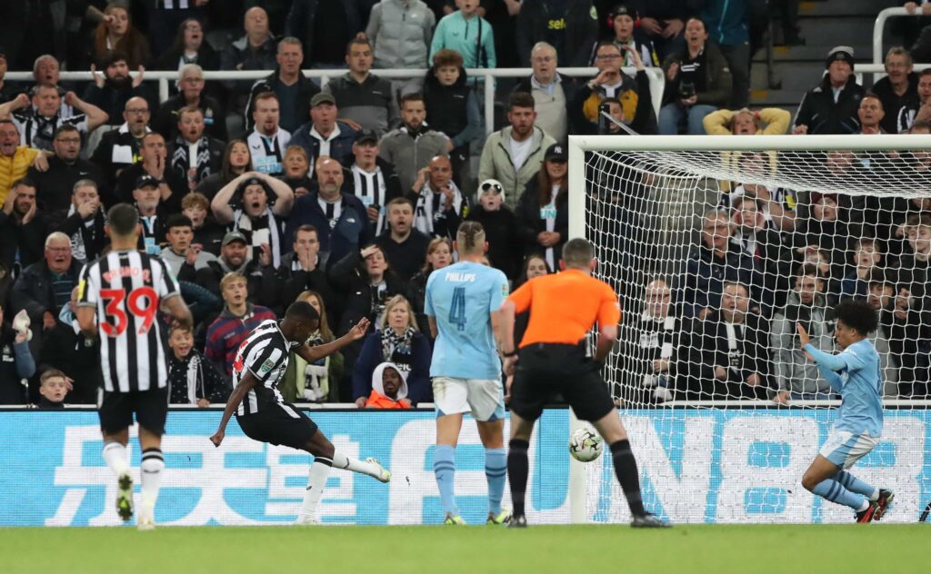 Newcastle United defeats Manchester City